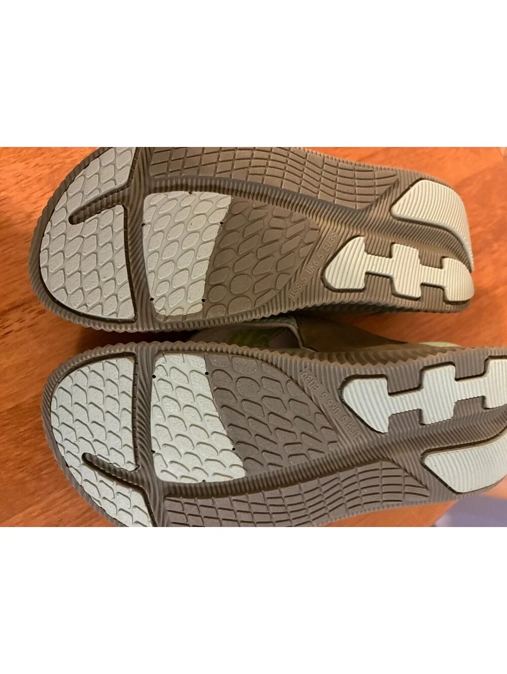Kuaillu Women's Green Sandal Flip Flops Size US 8.5 EU 39